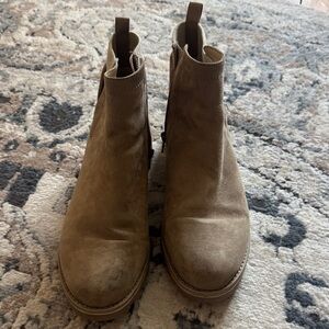 Women’s Tan Suede Ankle Boots